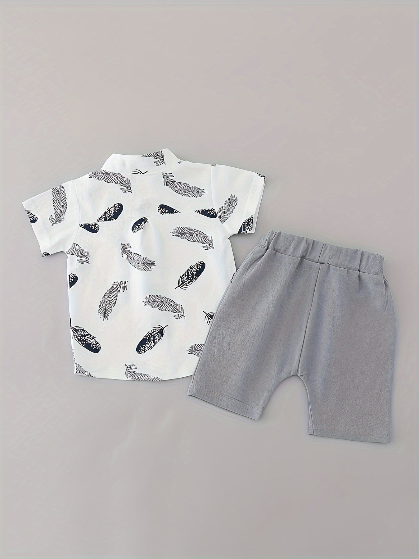 2-Piece Baby Boys’ Summer Outfit – Feather Print Short-Sleeve Shirt & Cotton Shorts Casual Set