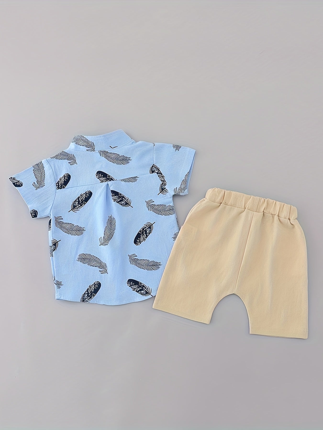 2-Piece Baby Boys’ Summer Outfit – Feather Print Short-Sleeve Shirt & Cotton Shorts Casual Set