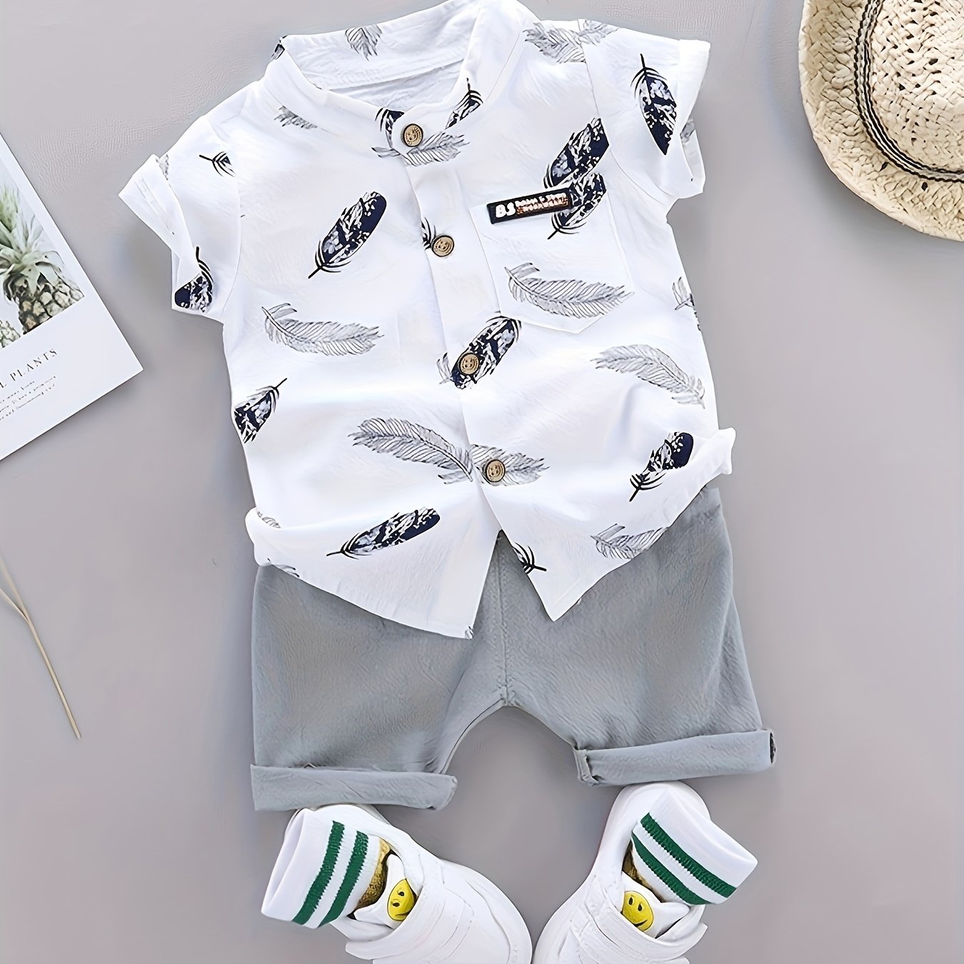 2-Piece Baby Boys’ Summer Outfit – Feather Print Short-Sleeve Shirt & Cotton Shorts Casual Set