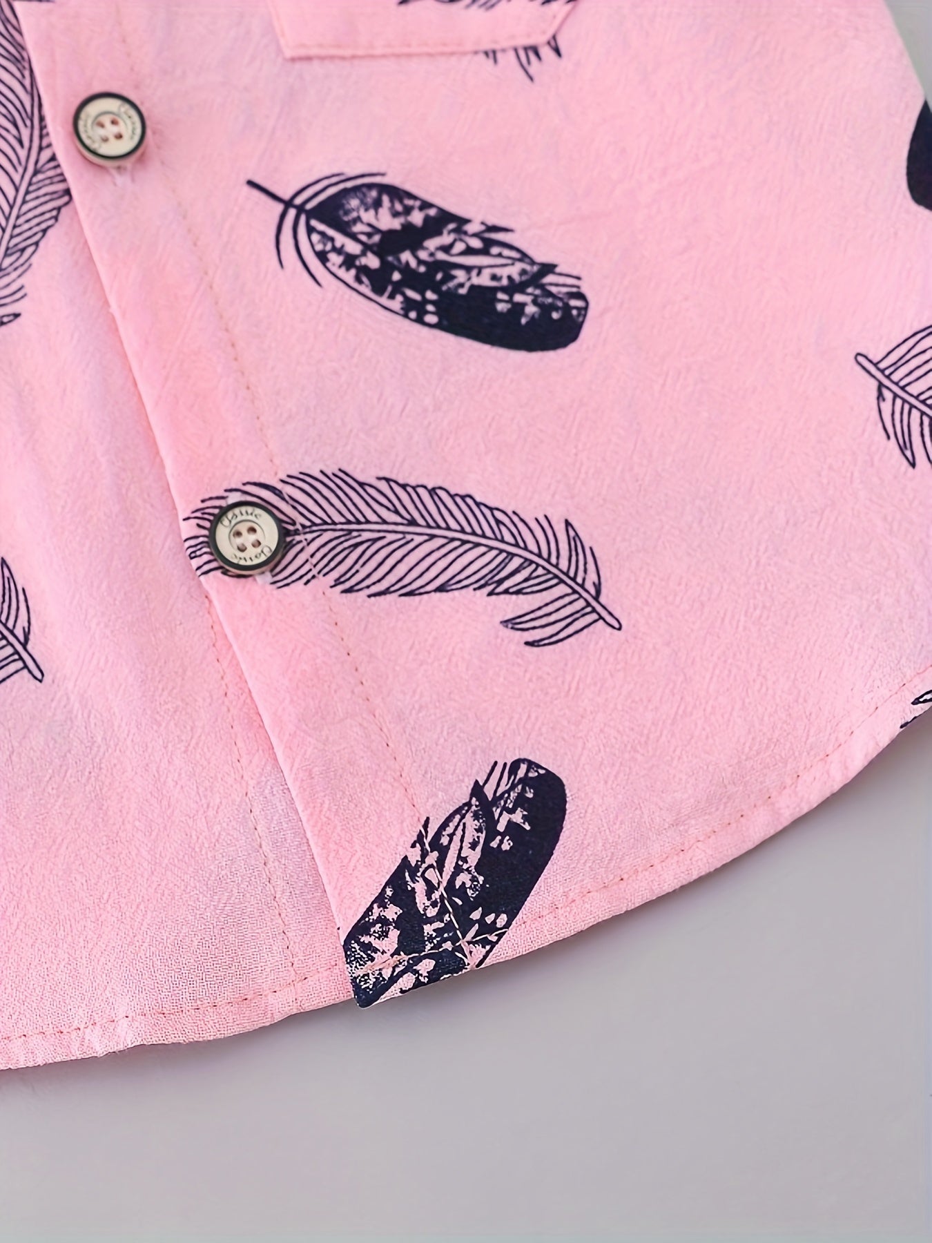 2-Piece Baby Boys’ Summer Outfit – Feather Print Short-Sleeve Shirt & Cotton Shorts Casual Set