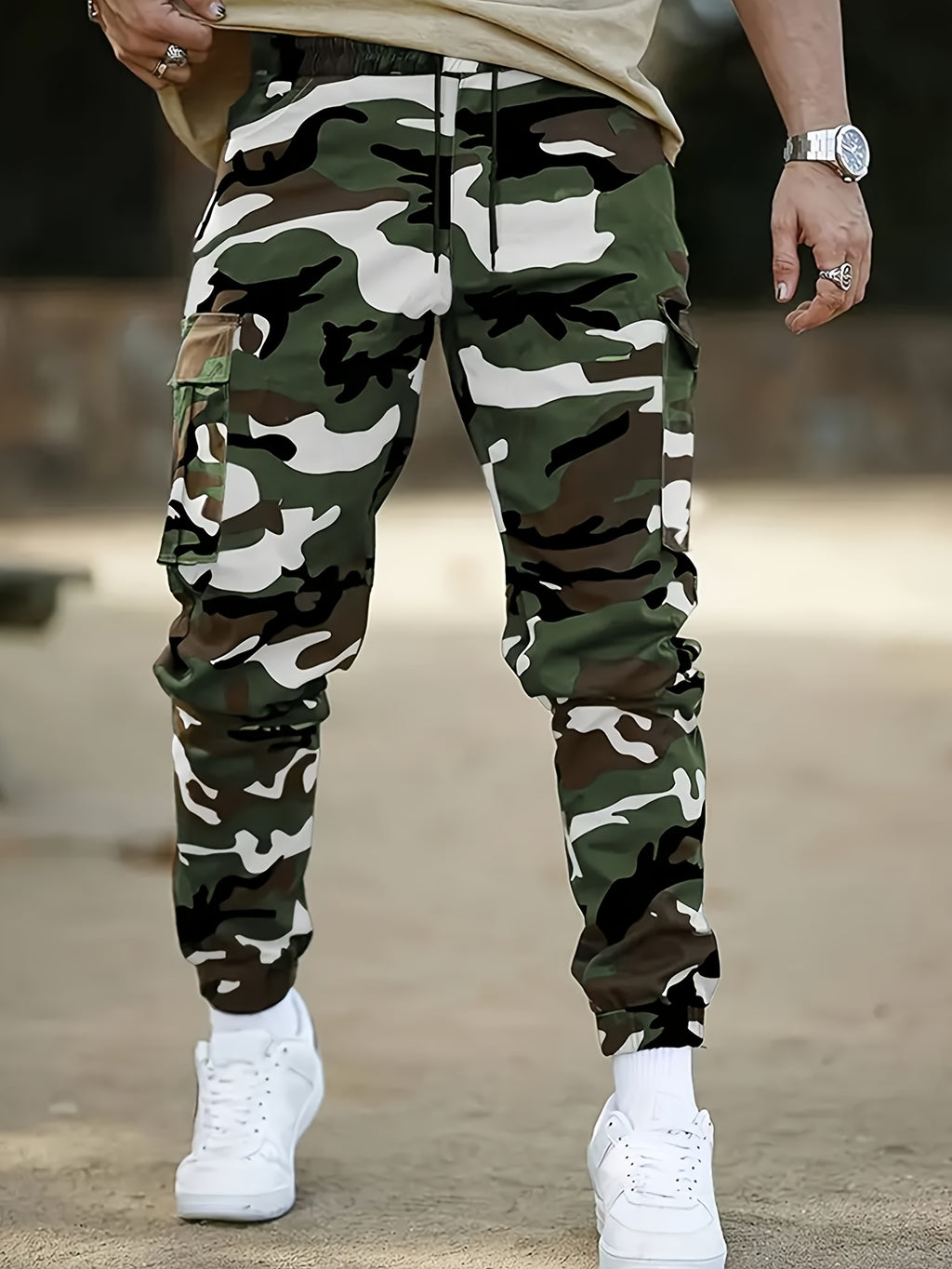 Men's Camouflage Cargo Pants - High-Waisted Loose-Fit Camo