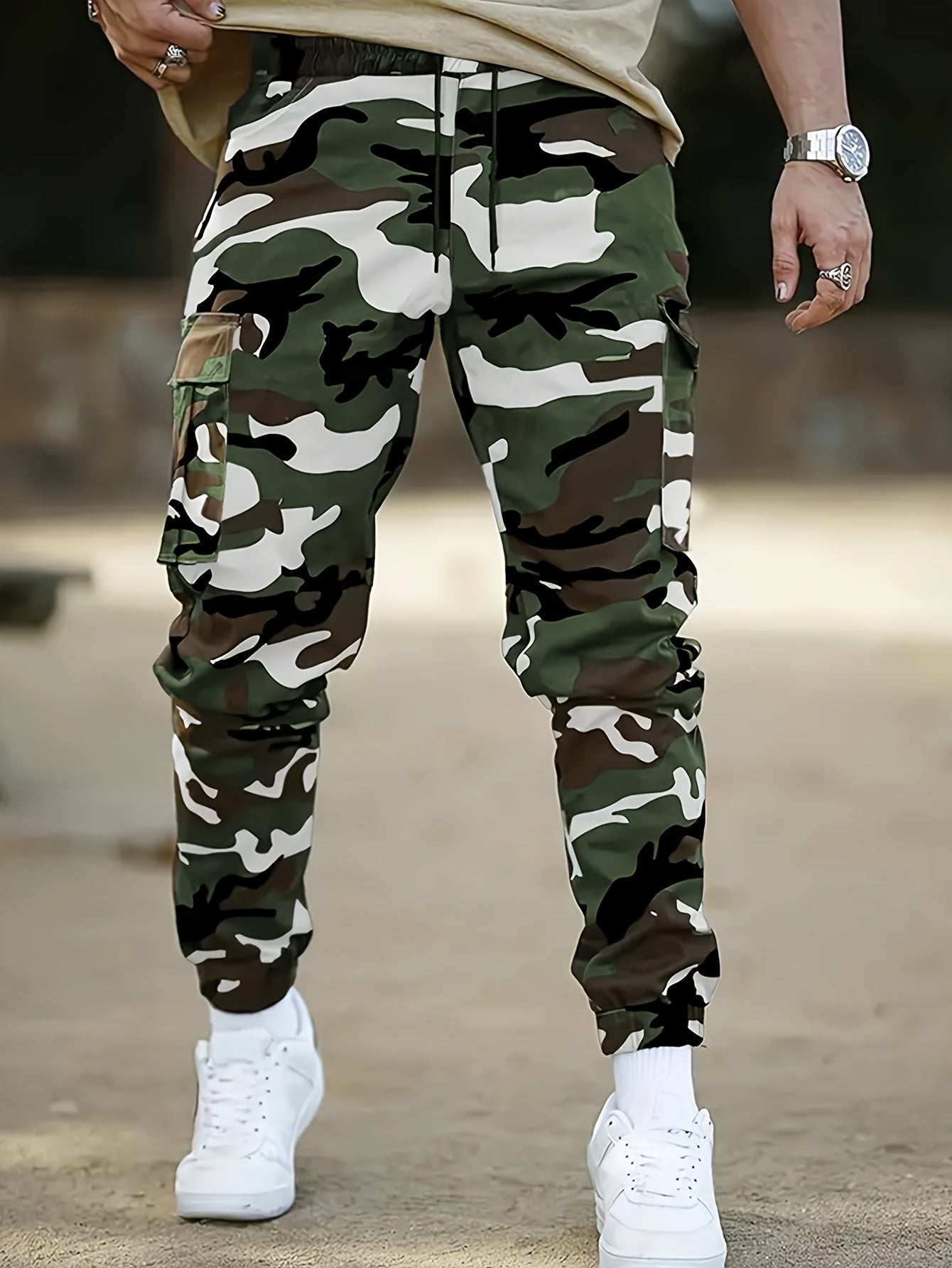 Men's Camouflage Cargo Pants - High-Waisted Loose-Fit Camo