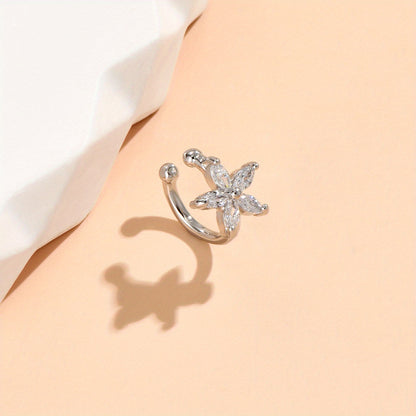[For Ladies Zirconia Flower Earring] A Delicate And Simple Zirconia Flower Clip-on Earring For Ladies, A Gorgeous Jewelry Accessory.