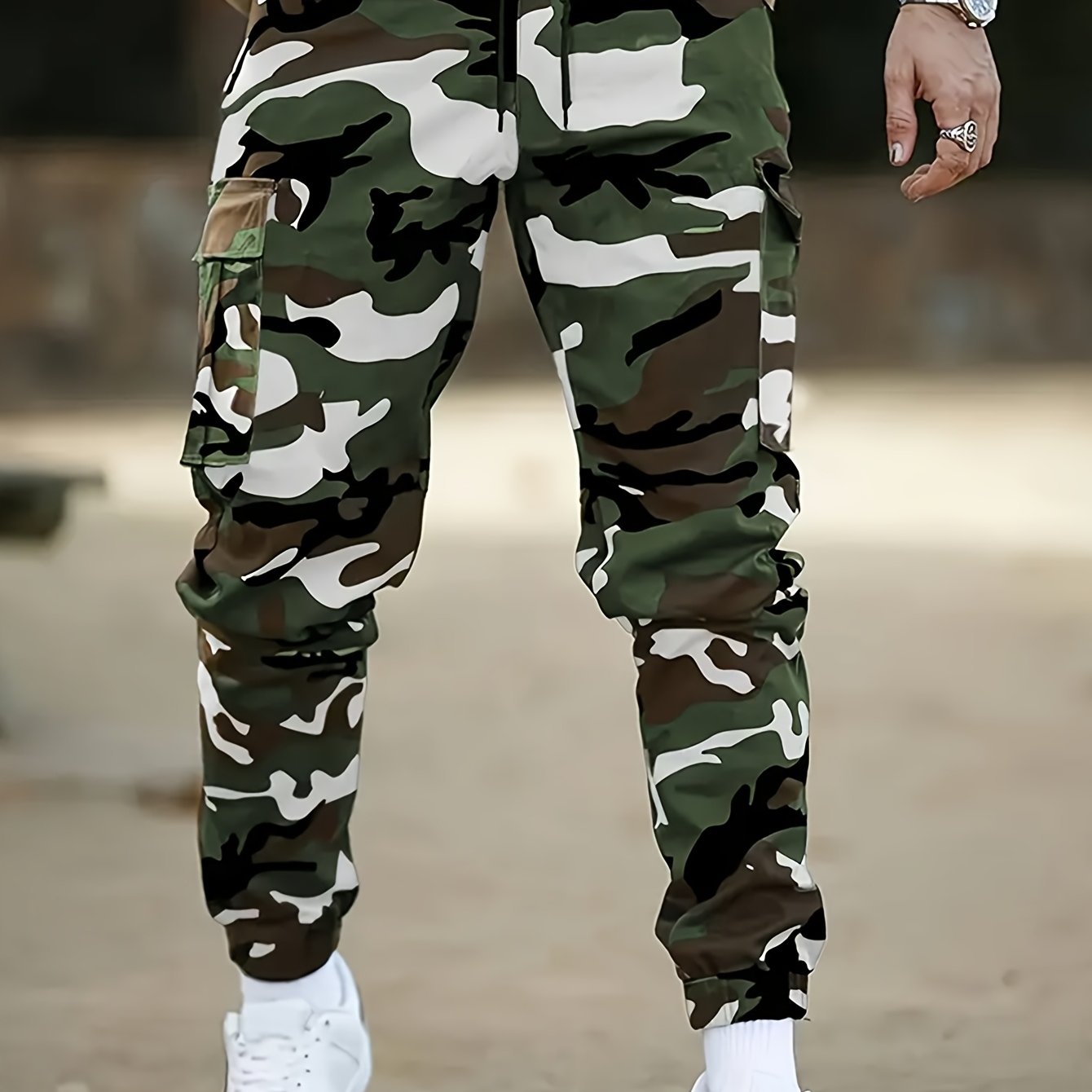 Men's Camouflage Cargo Pants - High-Waisted Loose-Fit Camo