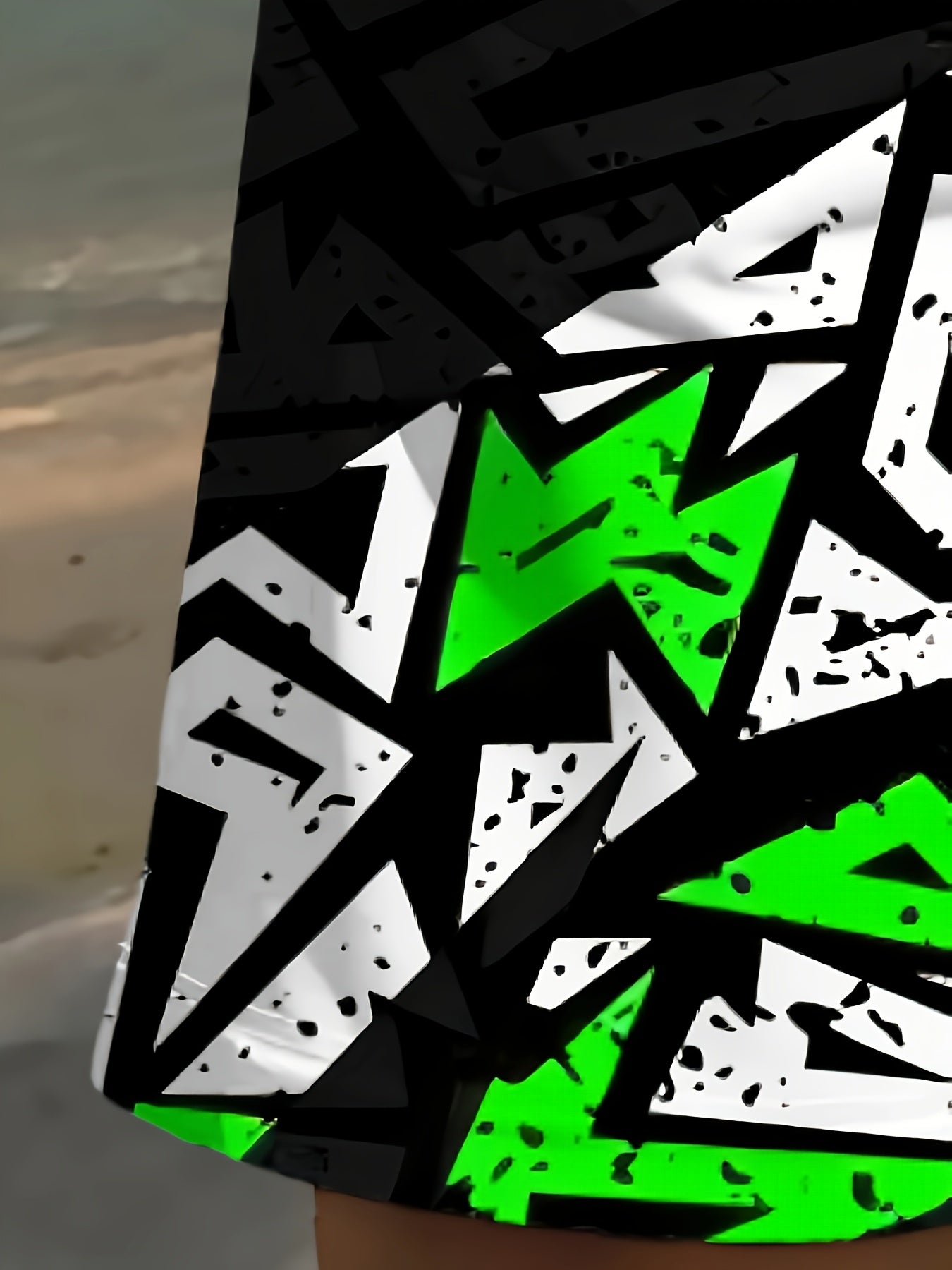 Men's Stylish Geometric Print Beach Shorts - 3D Design Drawstring