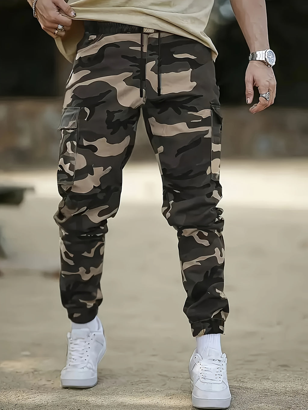 Men's Camouflage Cargo Pants - High-Waisted Loose-Fit Camo