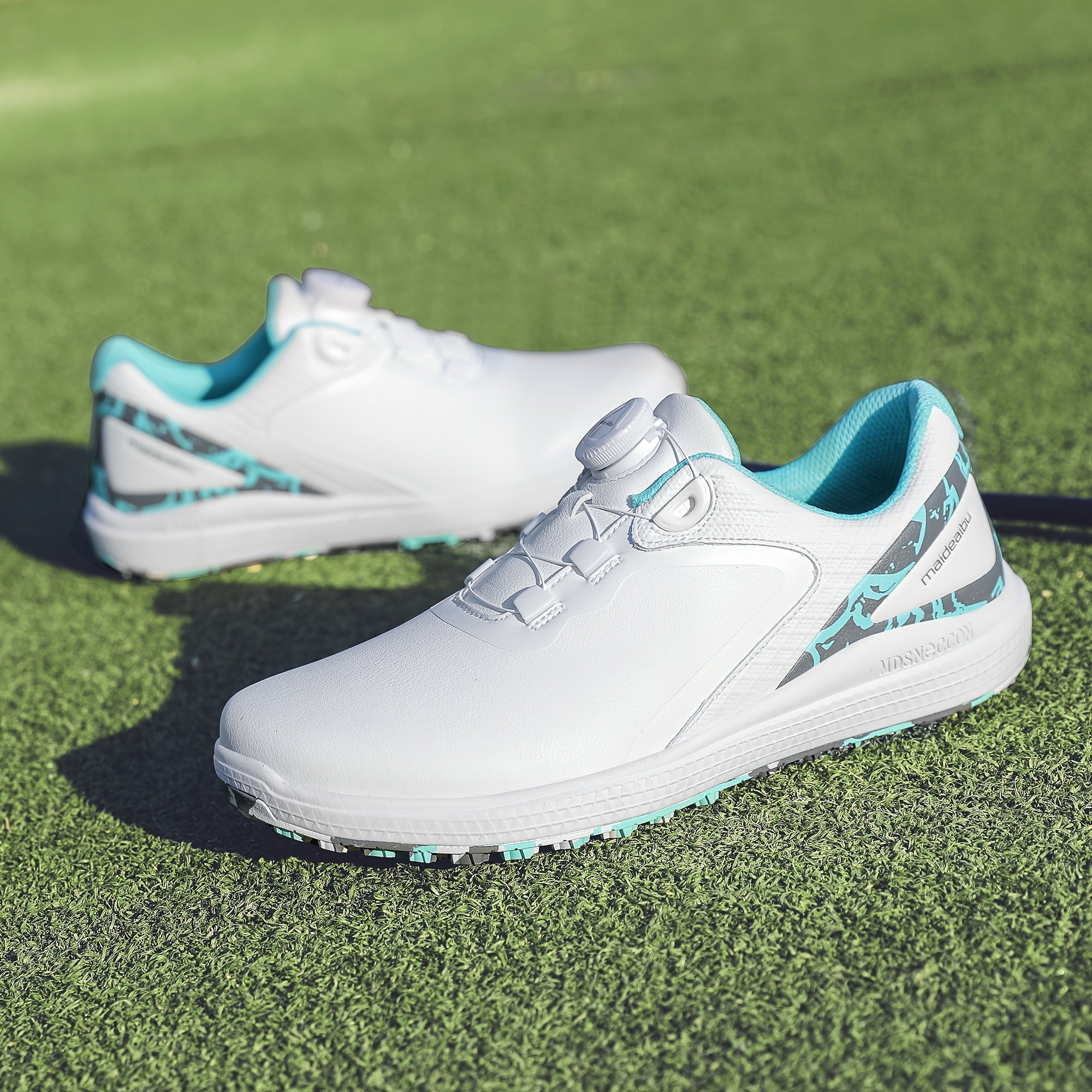 Ladies' Golf Shoes - Slip-Resistant All-Season Performance