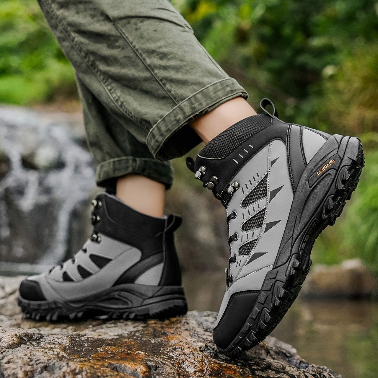 Heavy-Duty High-Top Outdoor Boots - Olive Green/Grey All-Terrain