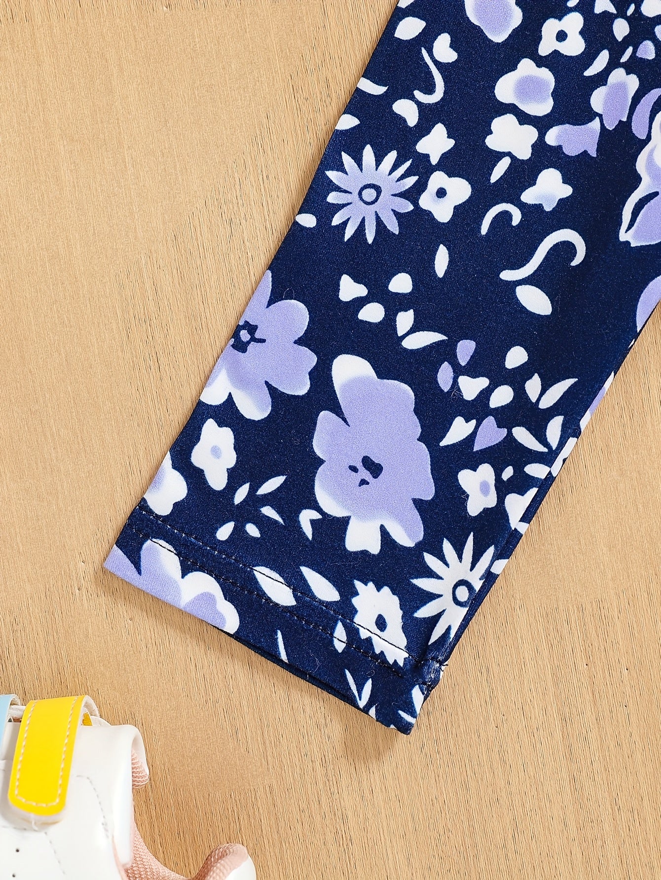 2pcs Girls' Clothing Party Slogan Large Glasses Print Pattern Drop Shoulder Irregular Hem Design Loose Short Sleeve T-Shirt + Floral Print Skinny Nine-Tenths Bottoms Set Girls' Summer Outfit Holiday Gift Girls' Fashion Casual - The Superior Findings Depot