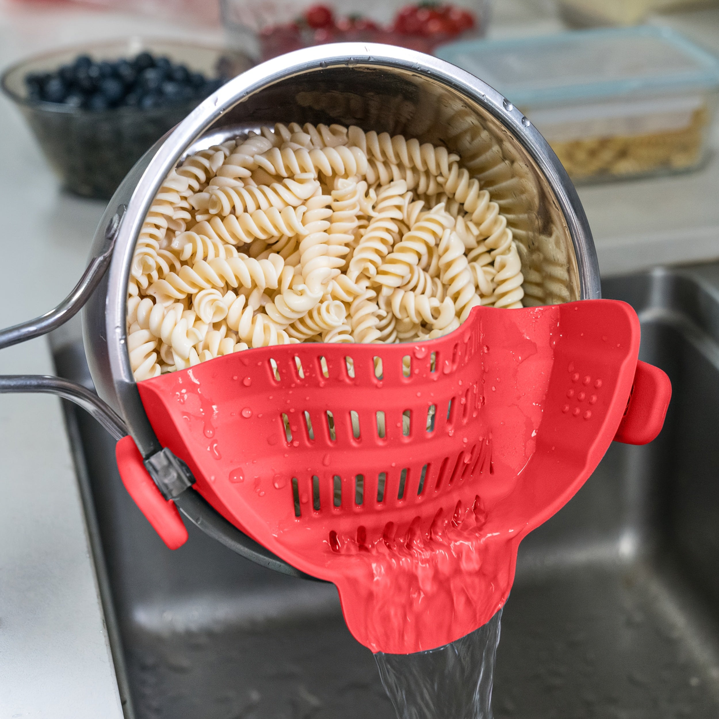 1pc ABERZEY Clip-On Strainer for Pots & Pans - Durable Plastic Kitchen Colander for Pasta, Meat, Vegetables, Fruits - Easy Drainage & Compact Design, Strainer for Pasta, Vegetable Preparation, Modern Kitchenware, Efficient Dr - The Superior Findings Depot