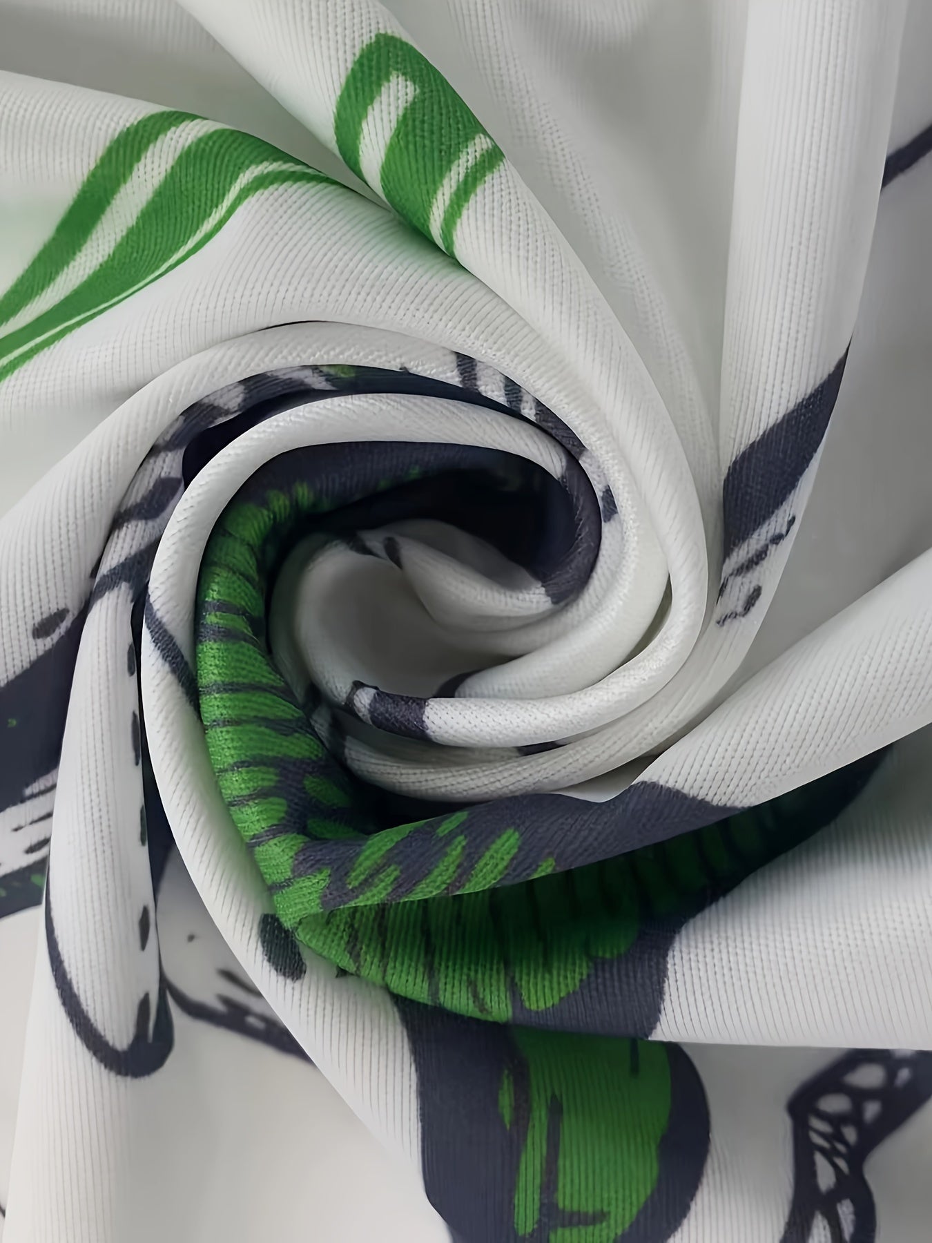 Fashion Geometric Pattern Women's Golf Shirt - Breezy Fit Zipper