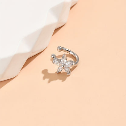 [For Ladies Zirconia Flower Earring] A Delicate And Simple Zirconia Flower Clip-on Earring For Ladies, A Gorgeous Jewelry Accessory.