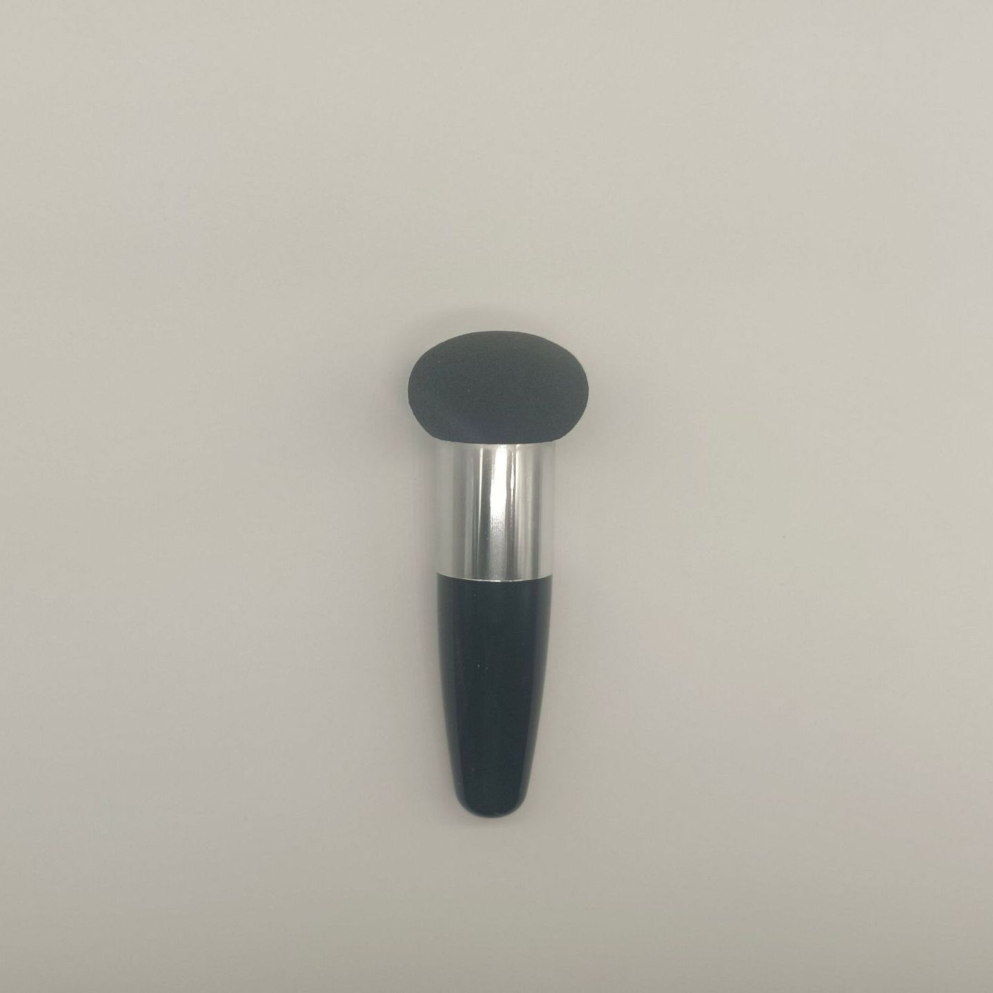 1pc Premium Mushroom-Shaped Foundation Makeup Sponge with Handle - Soft, Gentle, Unscented, NR Natural Latex, Easy to Clean, Perfect for Flawless Makeup Application - Beauty Blender Cosmetics - The Superior Findings Depot