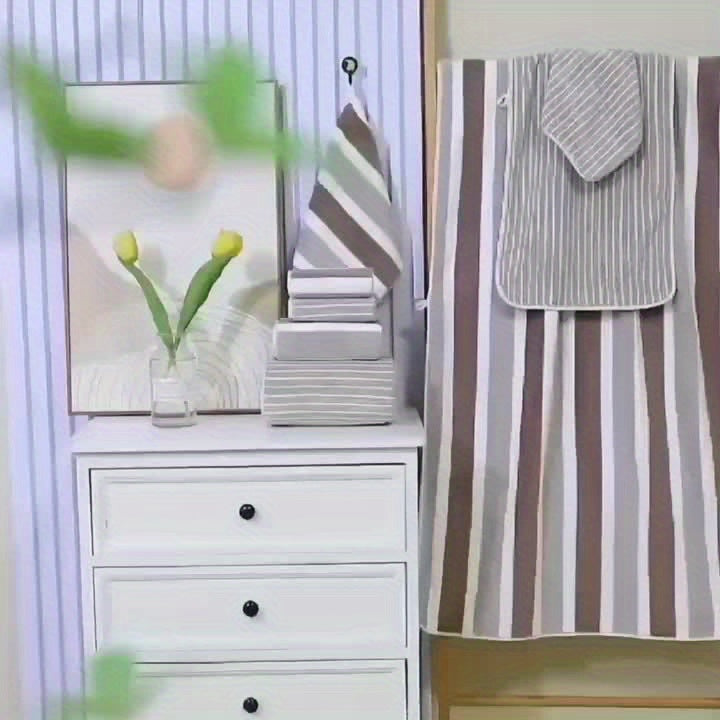 8pcs Coral Striped Towel Set/300 GSM Fabric/2 Large Bath Towels 27.56x55.12 Inches/2 Bath Towels 13.78x29.53 Inches/4 Washcloths 11.81x11.81 Inches/Ultra-Soft/Quick-Drying/Highly Absorbent/Ideal for Home/Hotel/Spa/Salon/Face - The Superior Findings Depot